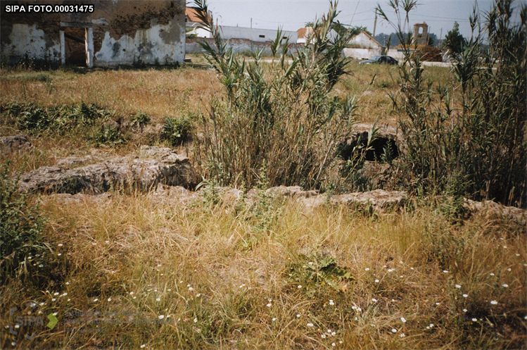 Ruínas da Real Fábrica de Vidro de Coina